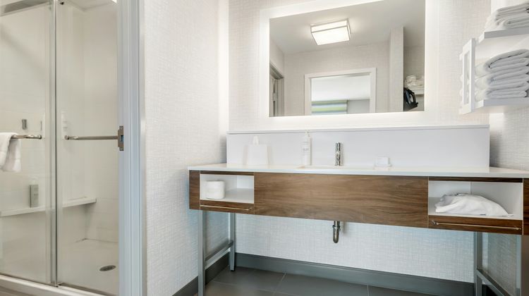 Hampton Inn & Suites Pekin Peoria Area Room