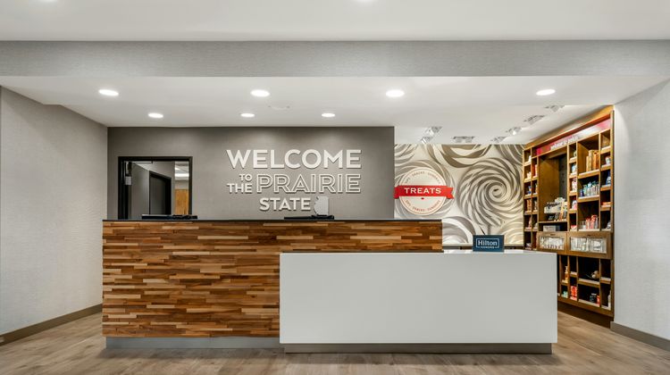 Hampton Inn & Suites Pekin Peoria Area Lobby