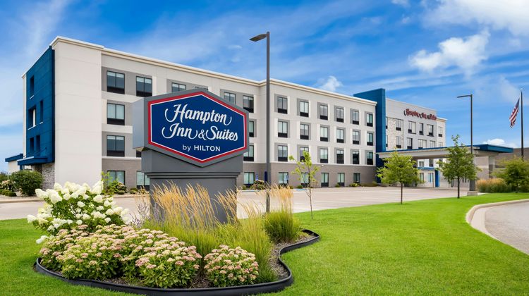 Hampton Inn & Suites Pekin Peoria Area Exterior