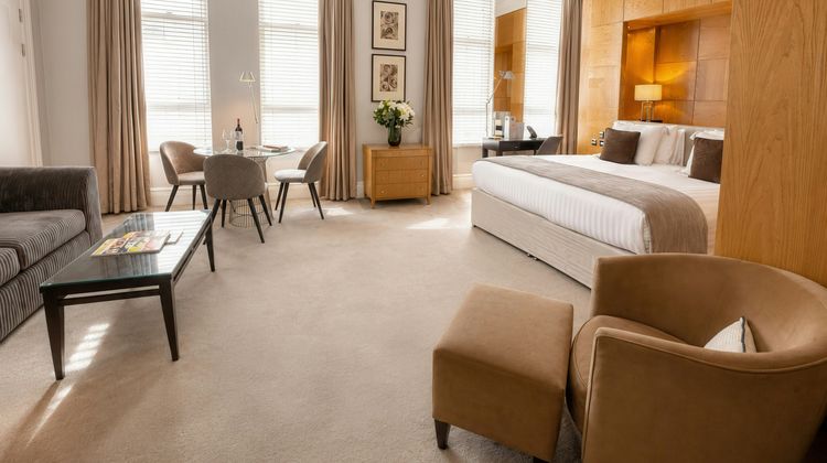 London Bridge Hotel Suite