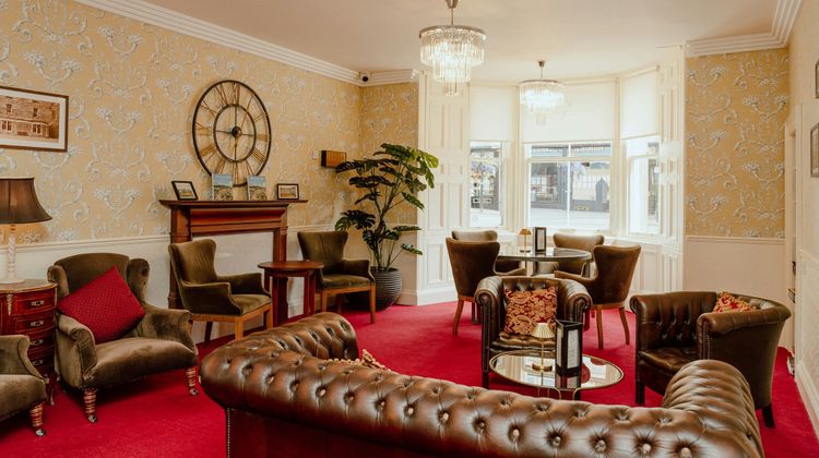 Fisher's Hotel Lobby