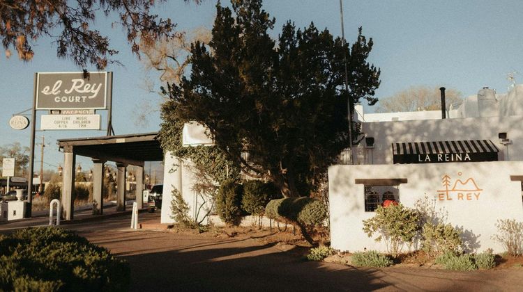 El Rey Court Exterior