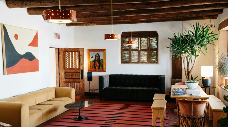 El Rey Court Lobby