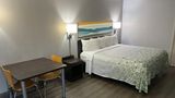 HomeTowne Studios Birmingham-Highway 280 Room