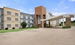 Fairfield Inn & Suites Madison West