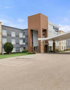 Fairfield Inn & Suites Madison West