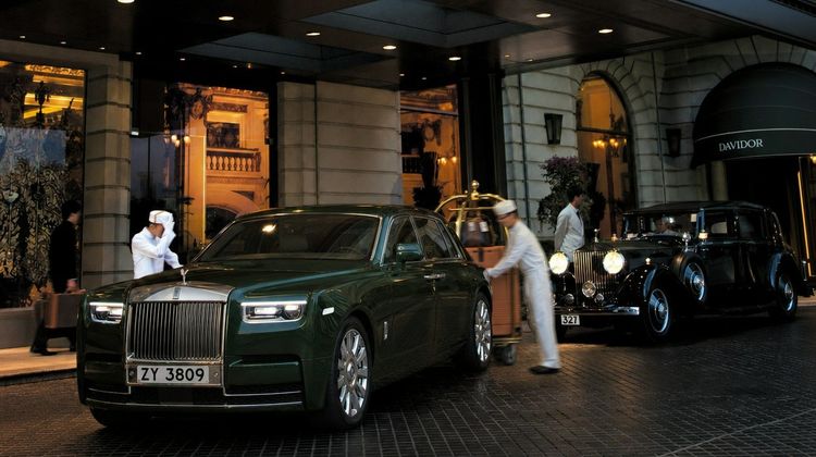 The Peninsula Hong Kong Exterior