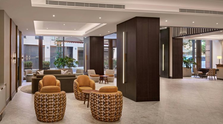 London Marriott Hotel Marble Arch Lobby