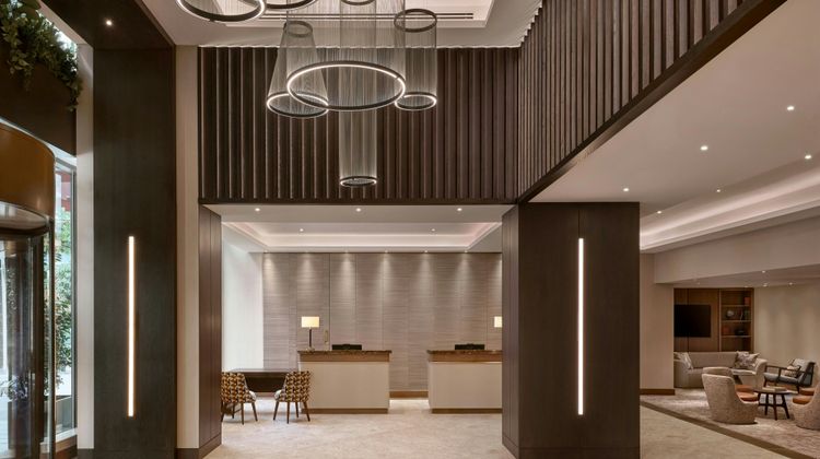 London Marriott Hotel Marble Arch Lobby