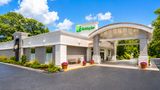 Holiday Inn South Kingston Exterior