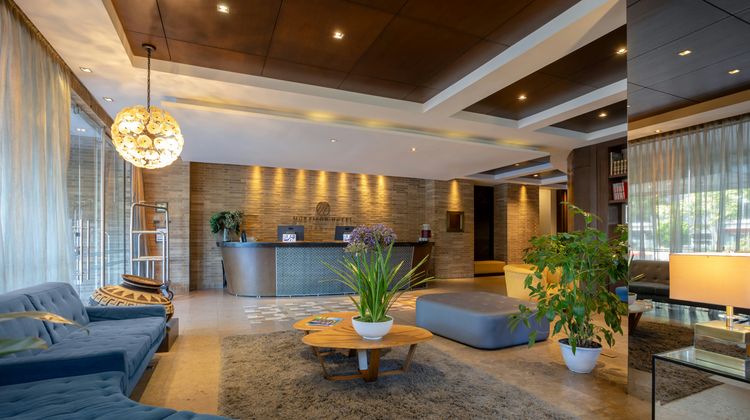 Hotel Morrison 114 Lobby