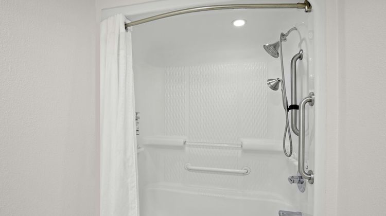 Holiday Inn Express Ringgold Room