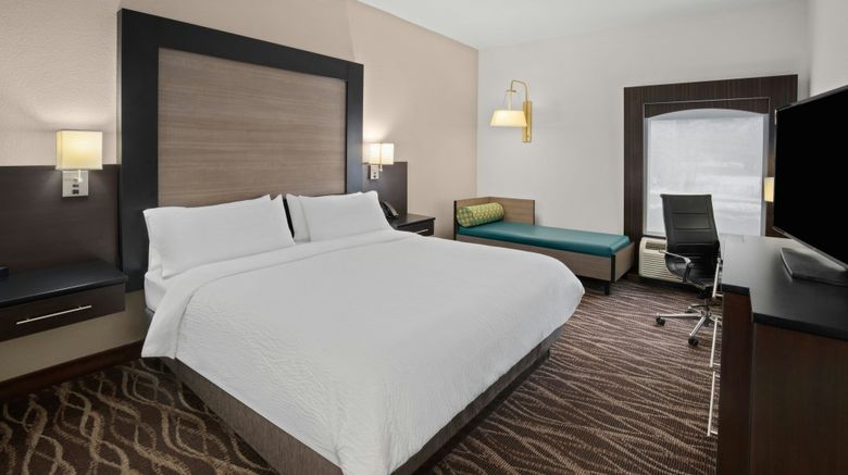 <b>Holiday Inn Express Ringgold Room</b>. Images powered by <a href="https://www.leonardoworldwide.com/" title="Leonardo Worldwide" target="_blank">Leonardo</a>.