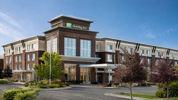 Holiday Inn Boise Airport Exterior