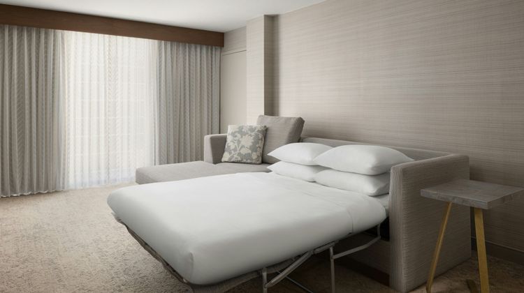 Marriott West Loop by the Galleria Suite