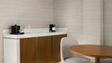 Marriott West Loop by the Galleria Room