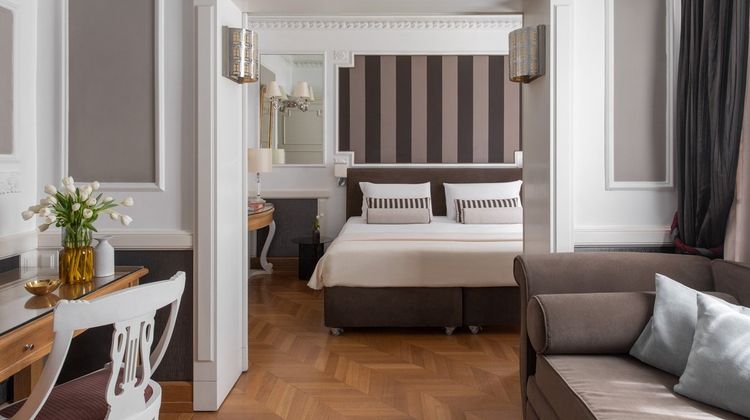 Hotel Britannia Room