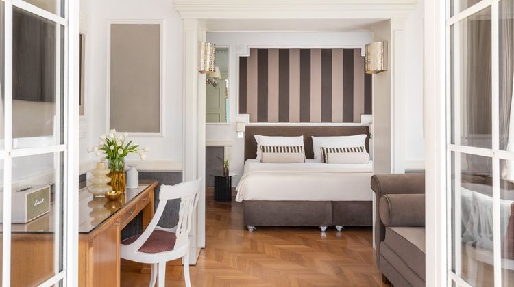 Hotel Britannia Room