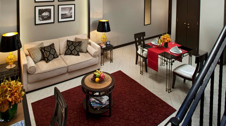 Orchard Parksuites Room