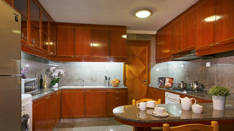 Orchard Parksuites Room