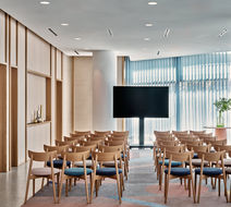 Kimpton Main Frankfurt Lobby
