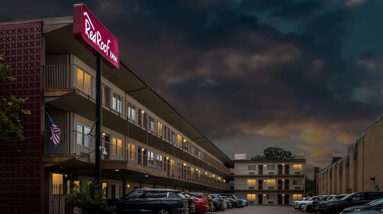 Red Roof Inn York Downtown Exterior
