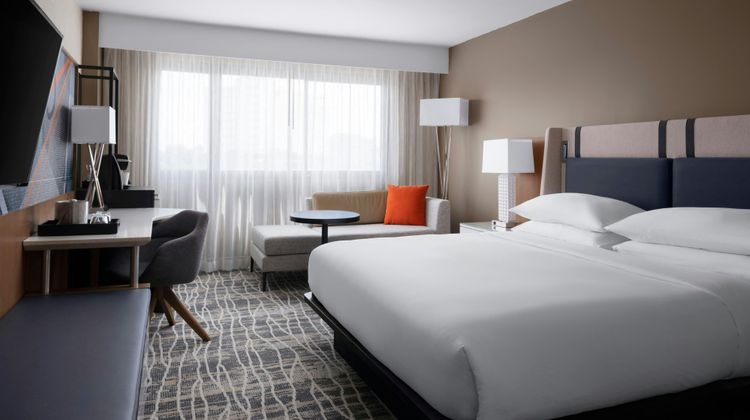 Nashville Airport Marriott Room