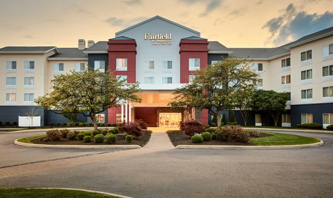 Fairfield Inn & Suites Columbus OSU Exterior