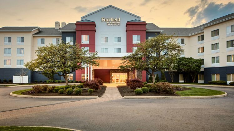 Fairfield Inn & Suites Columbus OSU Exterior