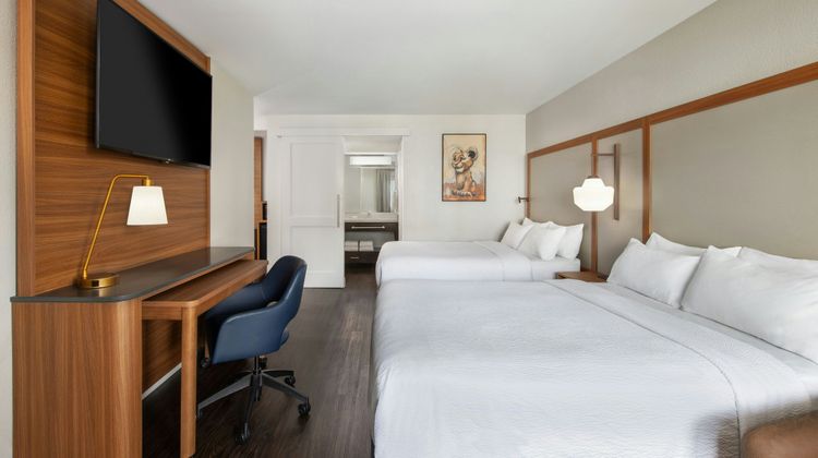 Fairfield by Marriott Anaheim Resort Room
