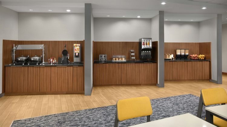 Fairfield Inn & Suites New Castle Restaurant