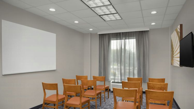 Fairfield Inn & Suites New Castle Meeting