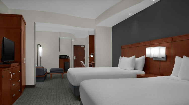Courtyard Marriott Westover Room
