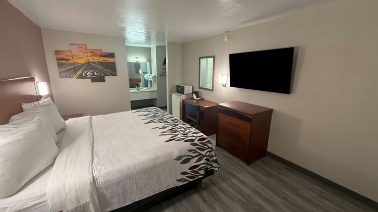 Red Roof Inn Shamrock Room