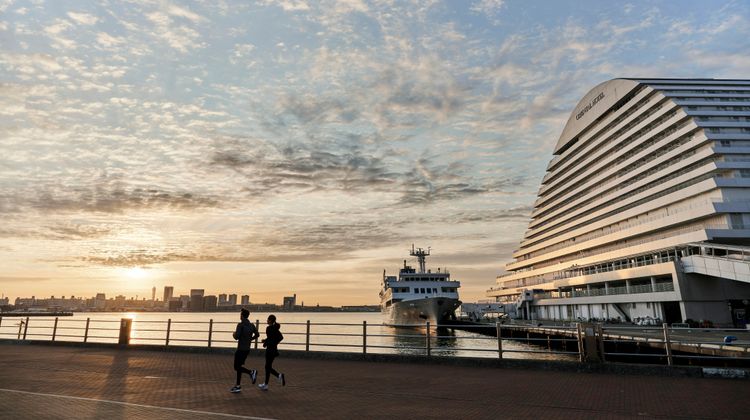 Kobe Meriken Park Oriental Hotel Exterior