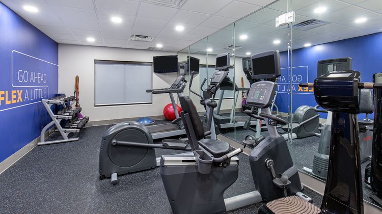 Holiday Inn Express Savannah S I95 Health Club