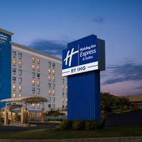Holiday Inn Express & Sts W Catonsville