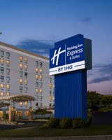 Holiday Inn Express & Sts W Catonsville