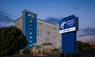 Holiday Inn Express & Sts W Catonsville