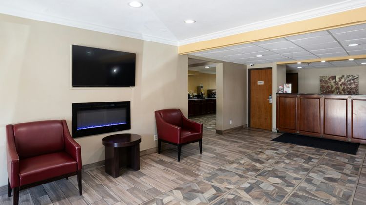 Red Roof Inn Binghamton North Lobby