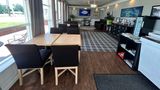 7 Gables Motel/Restaurant Lobby