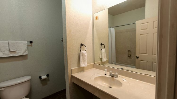Studio 7 Harker Heights Room