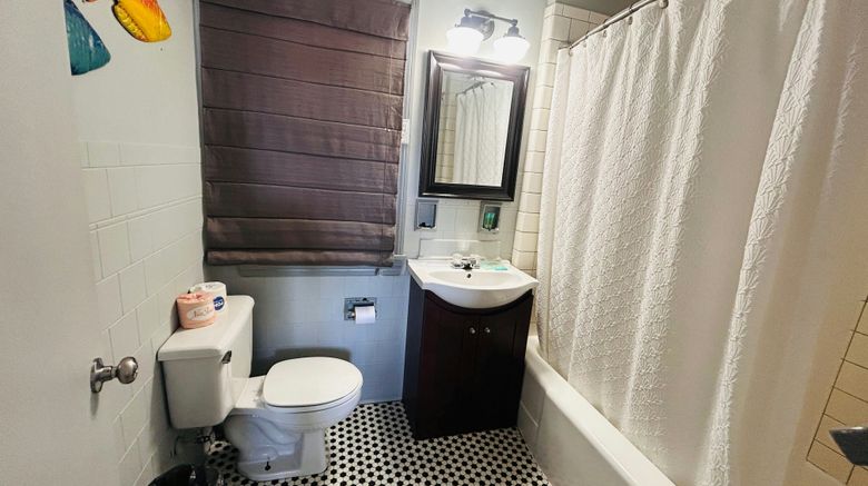 <b>7 Gables Motel/Restaurant Room</b>. Images powered by <a href="https://www.leonardoworldwide.com/" title="Leonardo Worldwide" target="_blank">Leonardo</a>.