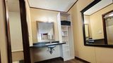 <b>Colonial Mountain Inn Room</b>. Images powered by <a href="https://www.leonardoworldwide.com/" title="Leonardo Worldwide" target="_blank">Leonardo</a>.