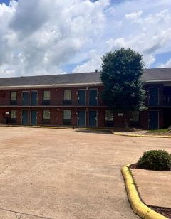 Delta Inn