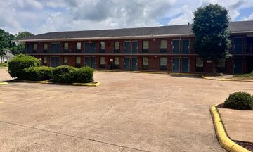 Delta Inn