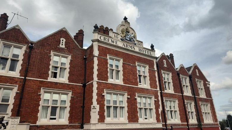 The Crewe Arms Hotel Exterior. Images powered by <a href="https://www.leonardoworldwide.com" target="_blank" rel="noopener">Leonardo</a>.