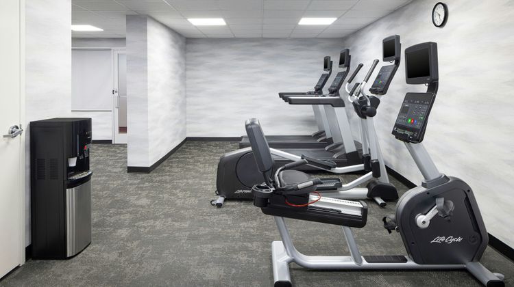 Fairfield Inn Columbia NW/Harbison Health Club
