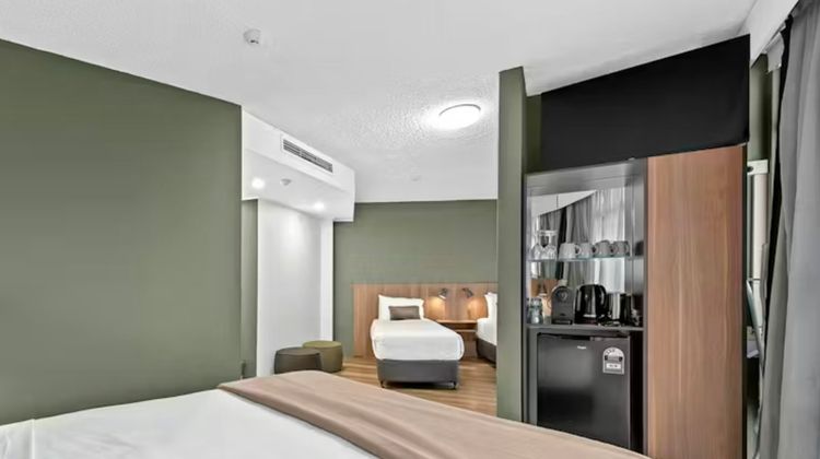 Madison Tower Mill Hotel Room
