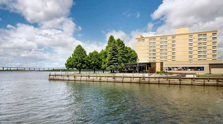Delta Hotels Sault Ste. Marie Waterfront Exterior